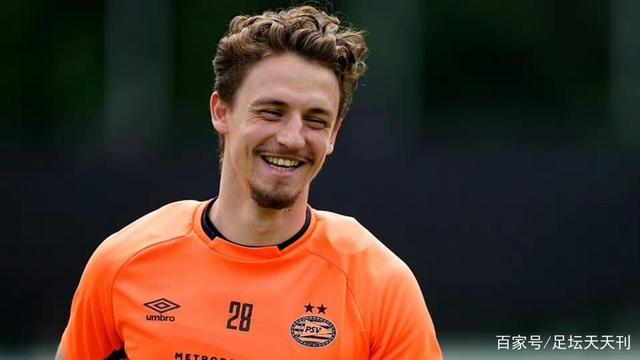 包含瓦伦西亚今晨止住颓势，志在法甲名次提升，气氛紧张，身体对抗强度拉满的词条